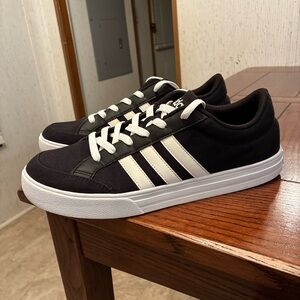 Adidas Neo Vs Set Men’s 10.5 Skateboarding Shoes AW3890